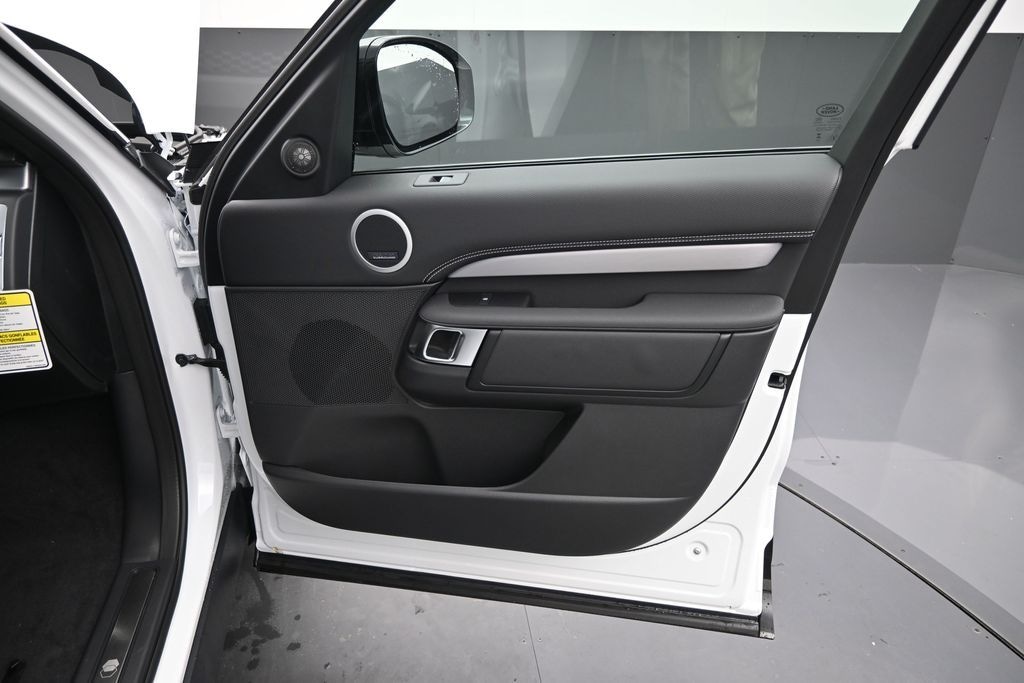 New 2026 Land Rover Discovery Gemini Edition SUV