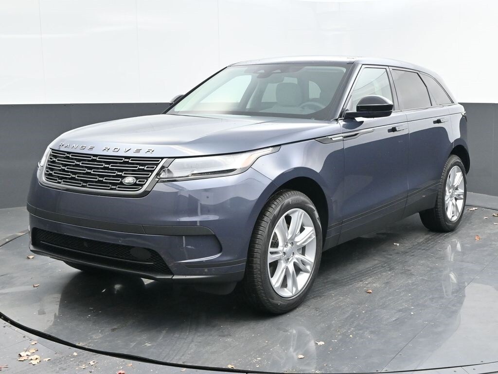 2025 Land Rover Range Rover Velar P250 S photo 3