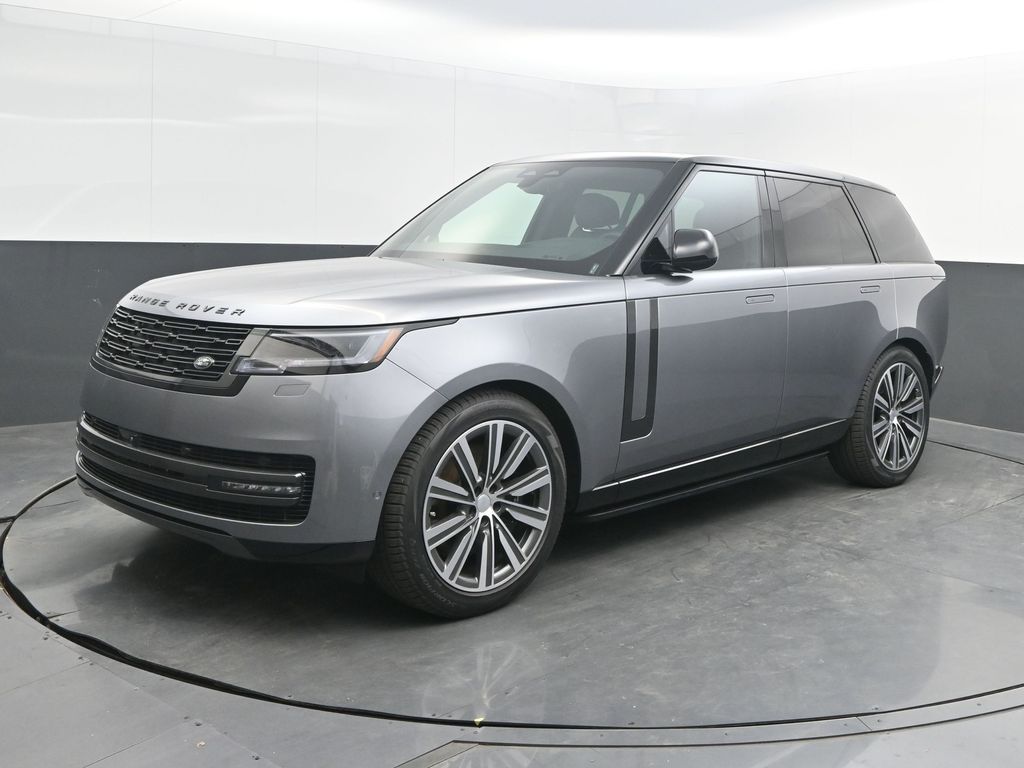 2025 Land Rover Range Rover SE
