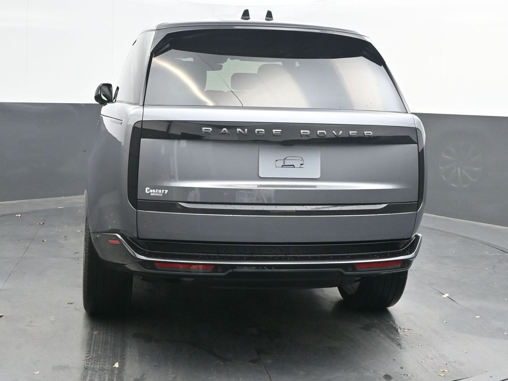 New 2025 Land Rover Range Rover SE SUV