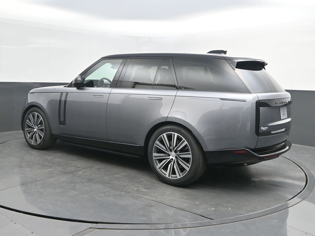 New 2025 Land Rover Range Rover SE SUV