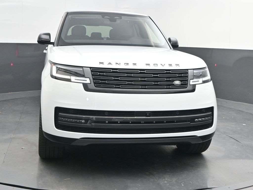 New 2025 Land Rover Range Rover SE SUV