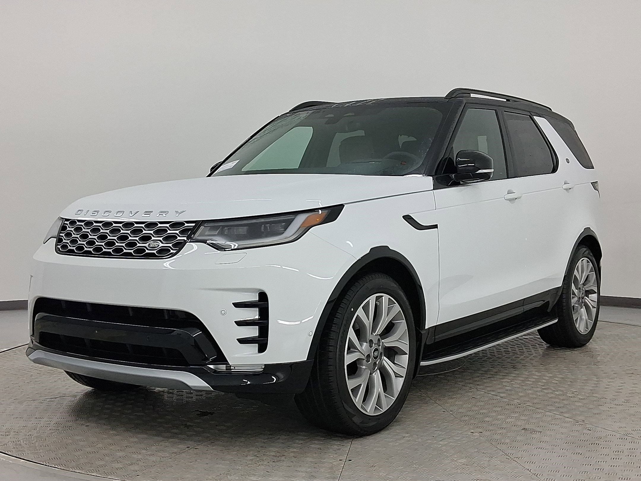 2026 Land Rover Discovery Gemini Edition's photo