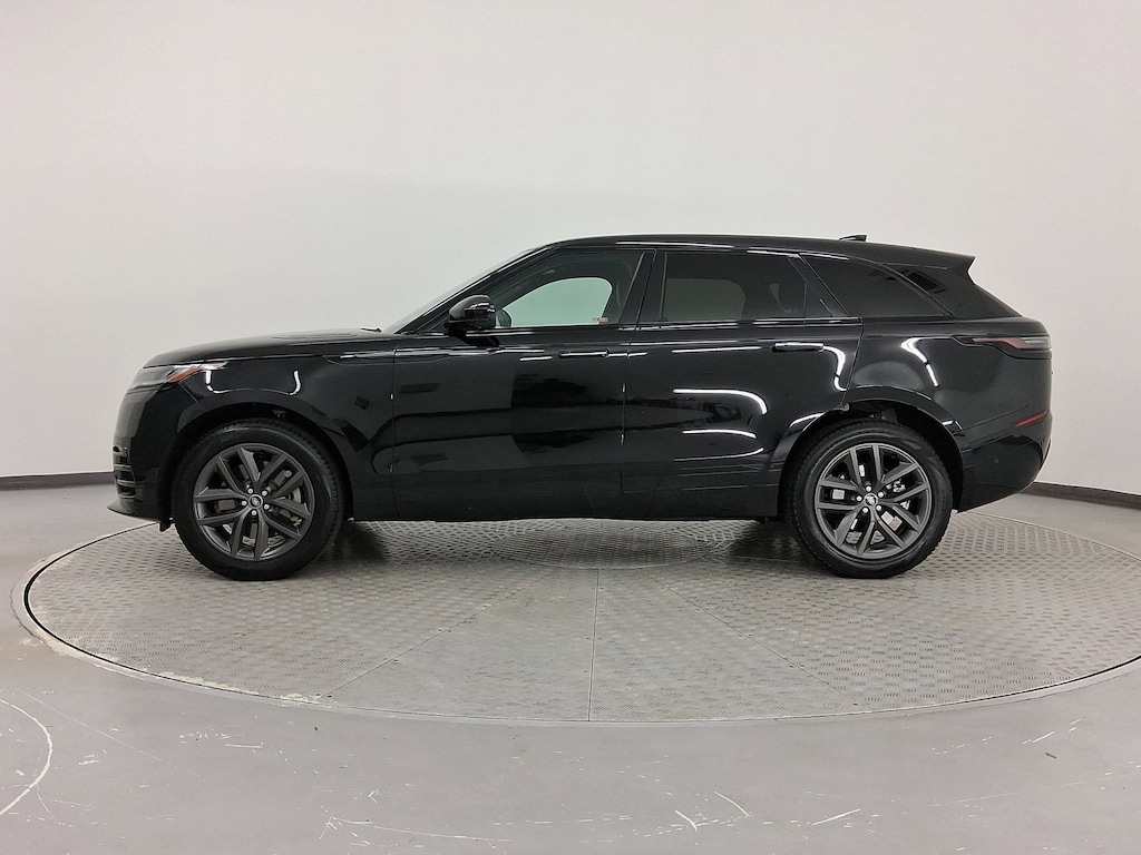 New 2026 Land Rover Range Rover Velar P250 Dynamic SE SUV