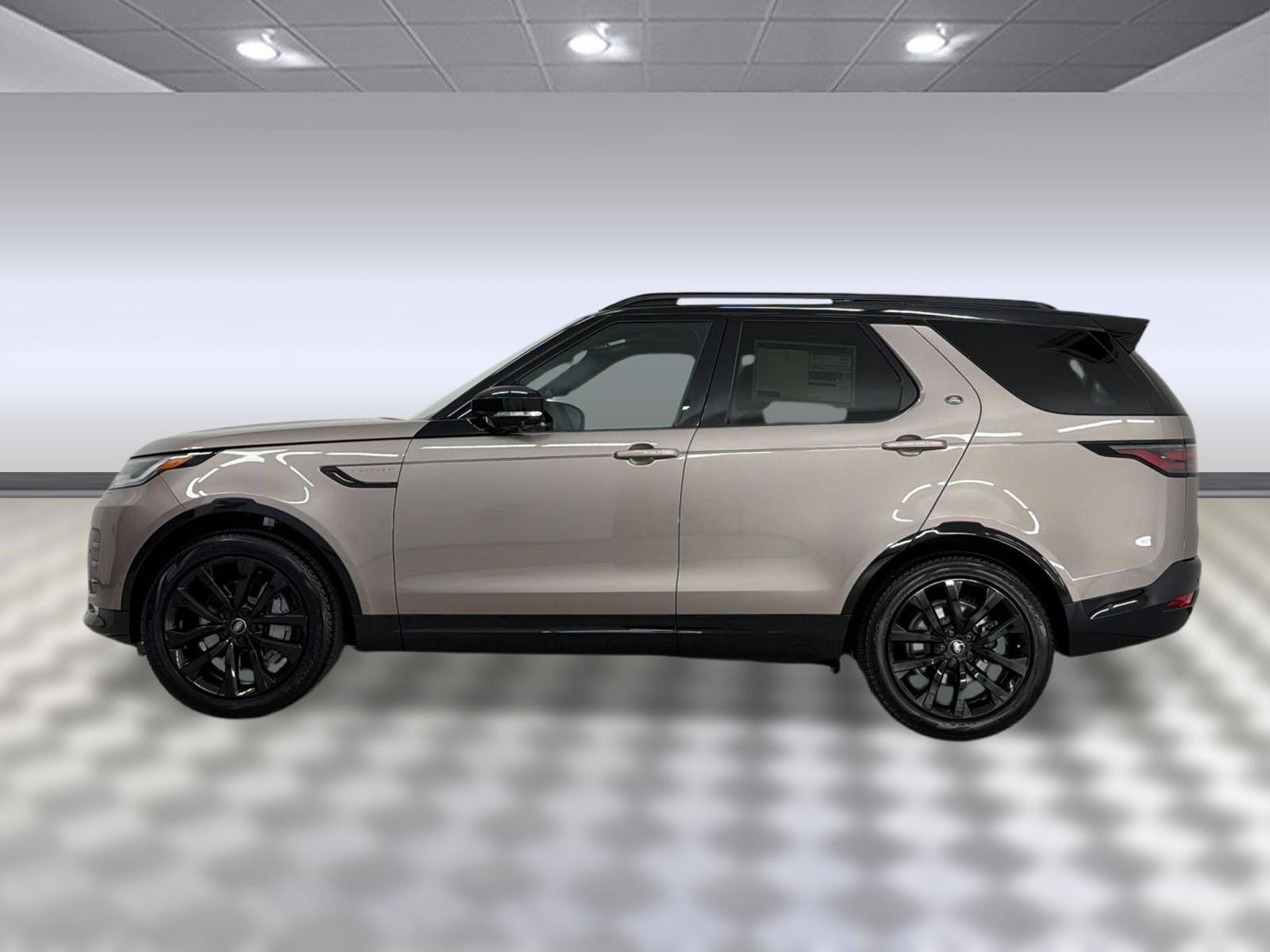 2026 Land Rover Discovery Dynamic SE SUV