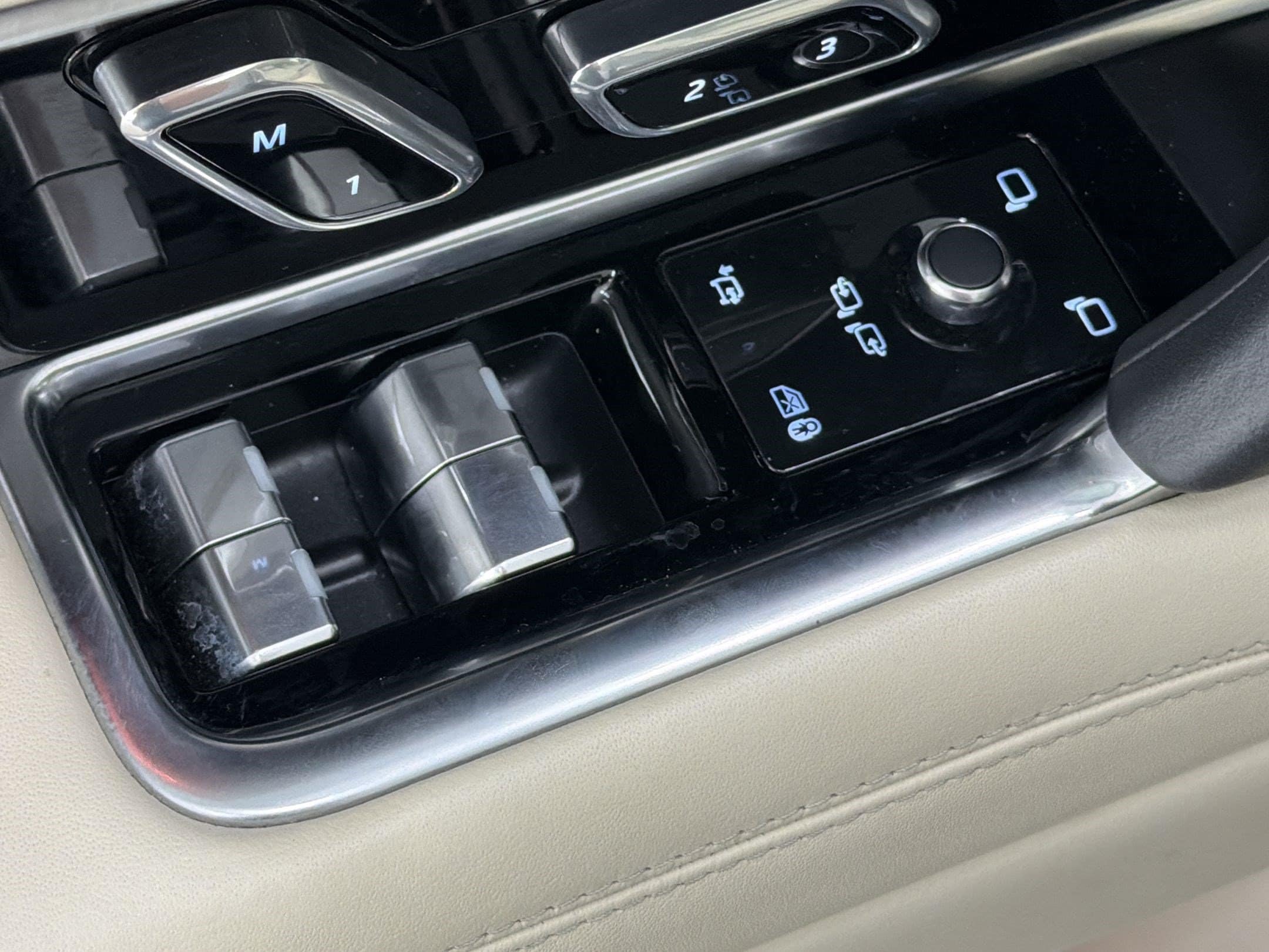 2023 Land Rover Range Rover SE - Photo 15