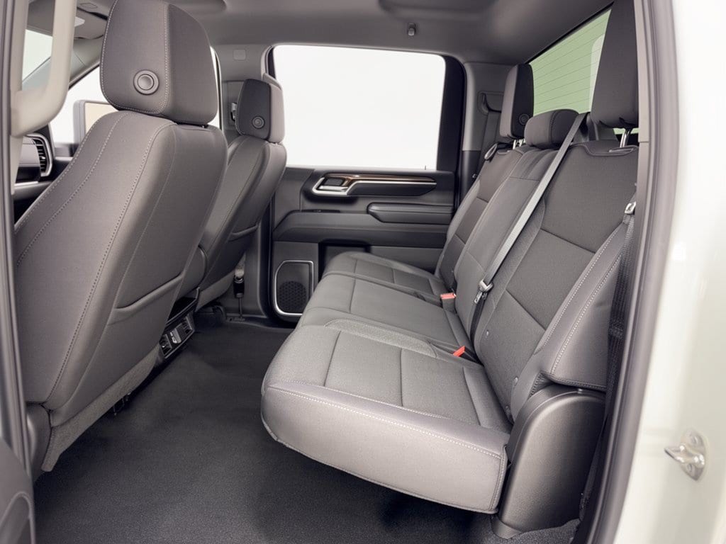 2025 Chevrolet Silverado 2500HD LT - Photo 24