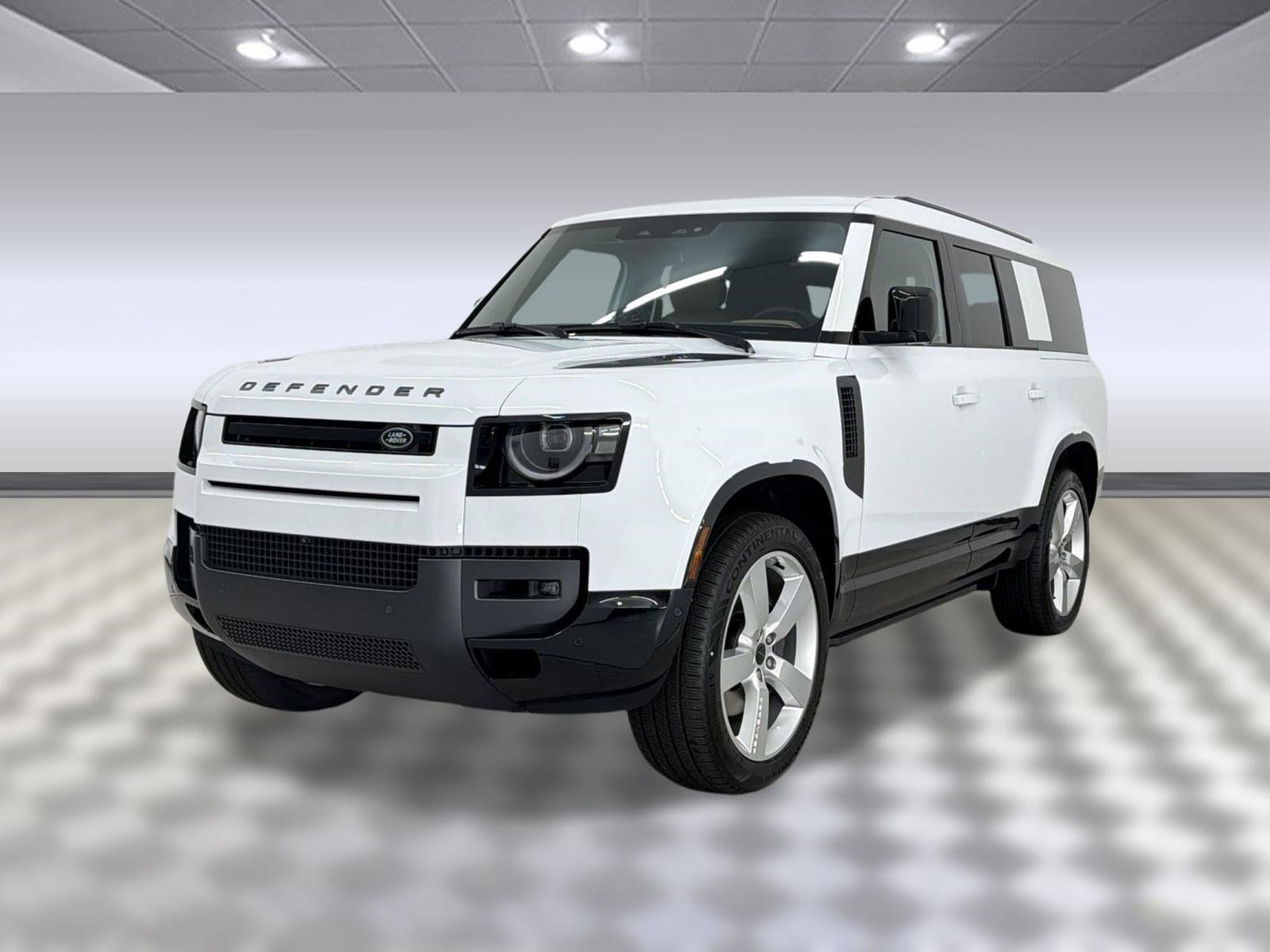 2026 Land Rover Defender 130 X-Dynamic SE P400's photo