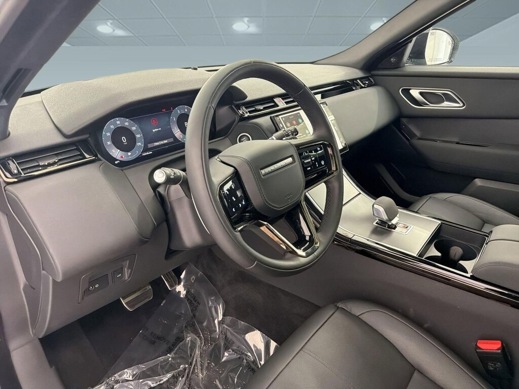 Certified 2024 Land Rover Range Rover Velar P250 Dynamic SE SUV