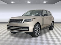 2026 Land Rover Range Rover P550e SE SUV