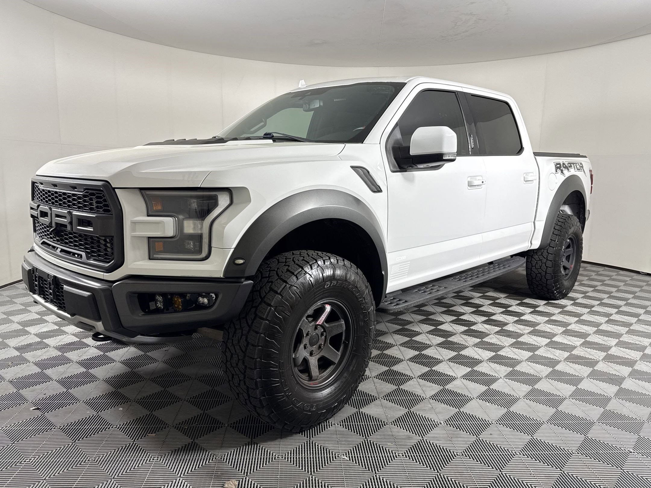 2020 Ford F-150 Raptor 4x4 SuperCrew 5-1/2 Box's photo