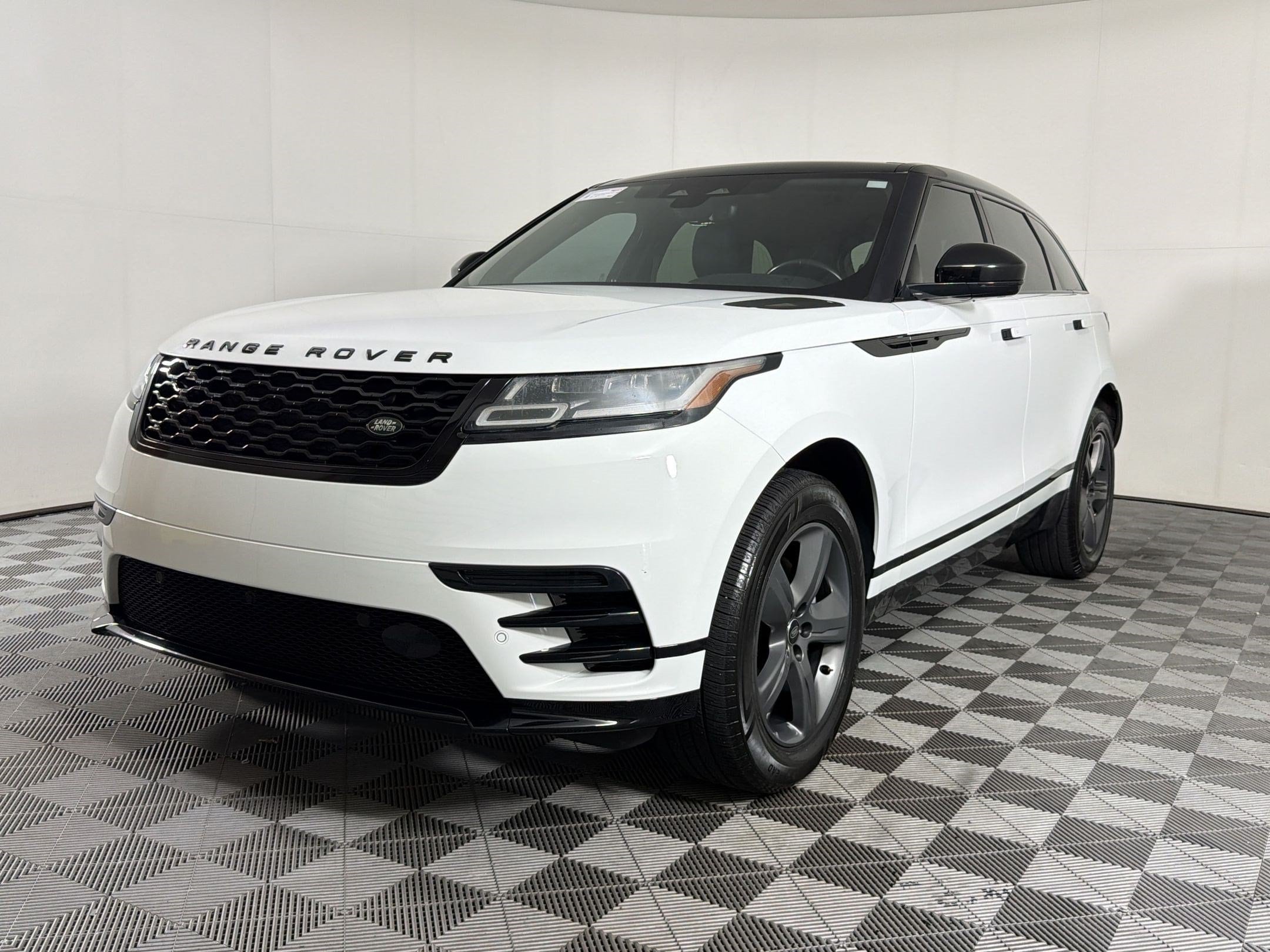 Range Rover Velar P250 R-Dynamic S SUV