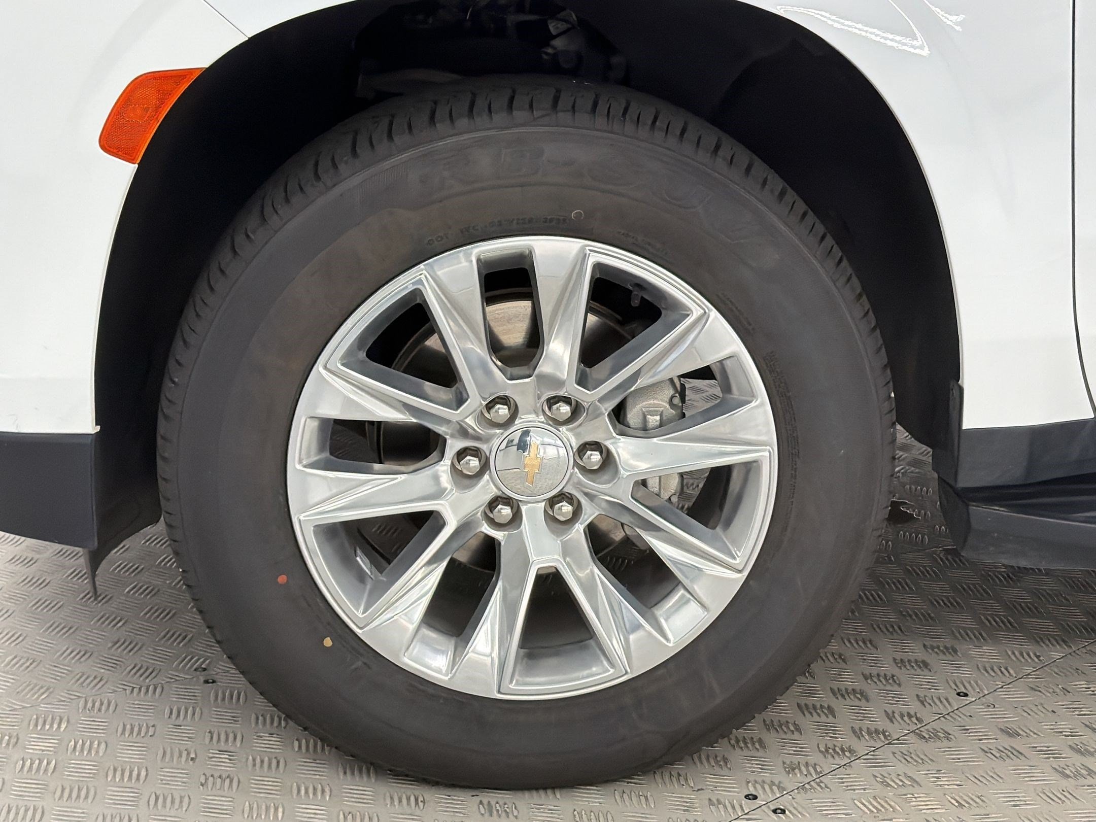 2024 Chevrolet Suburban Premier - Photo 12