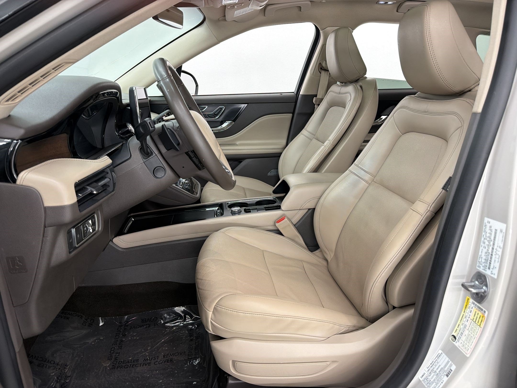 Corsair Reserve SUV