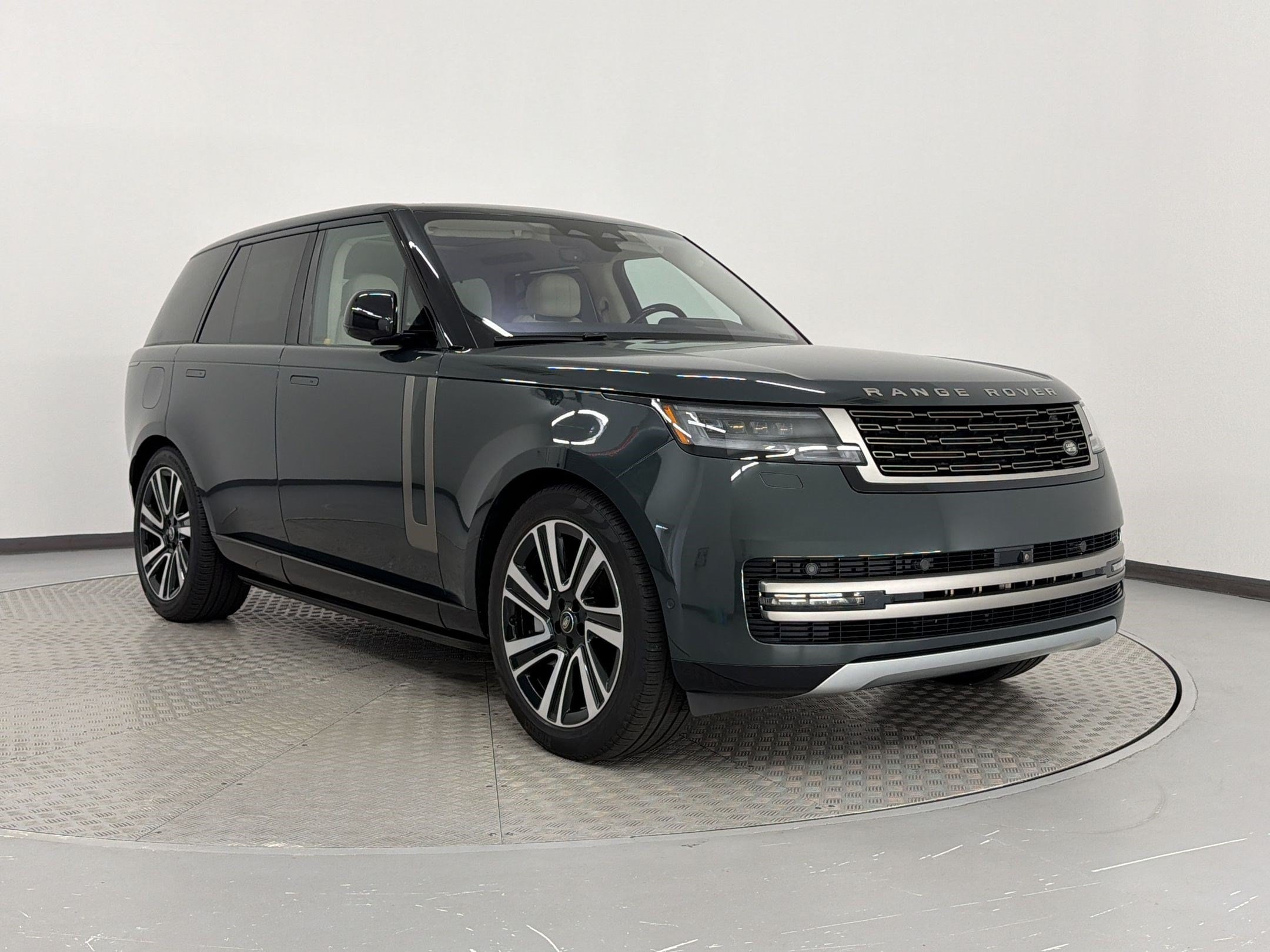 2023 Land Rover Range Rover SE - Photo 7