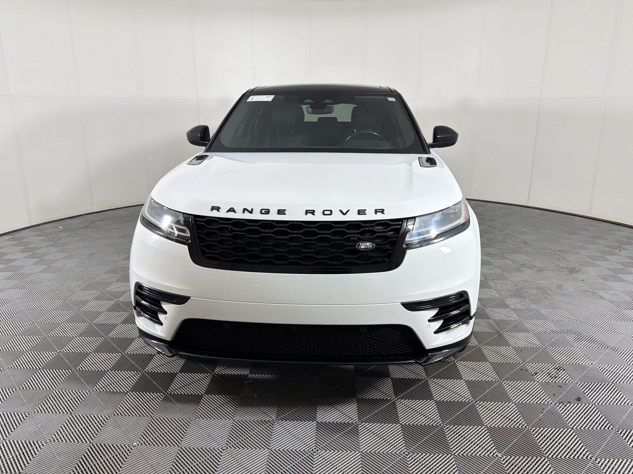 Range Rover Velar P250 R-Dynamic S SUV