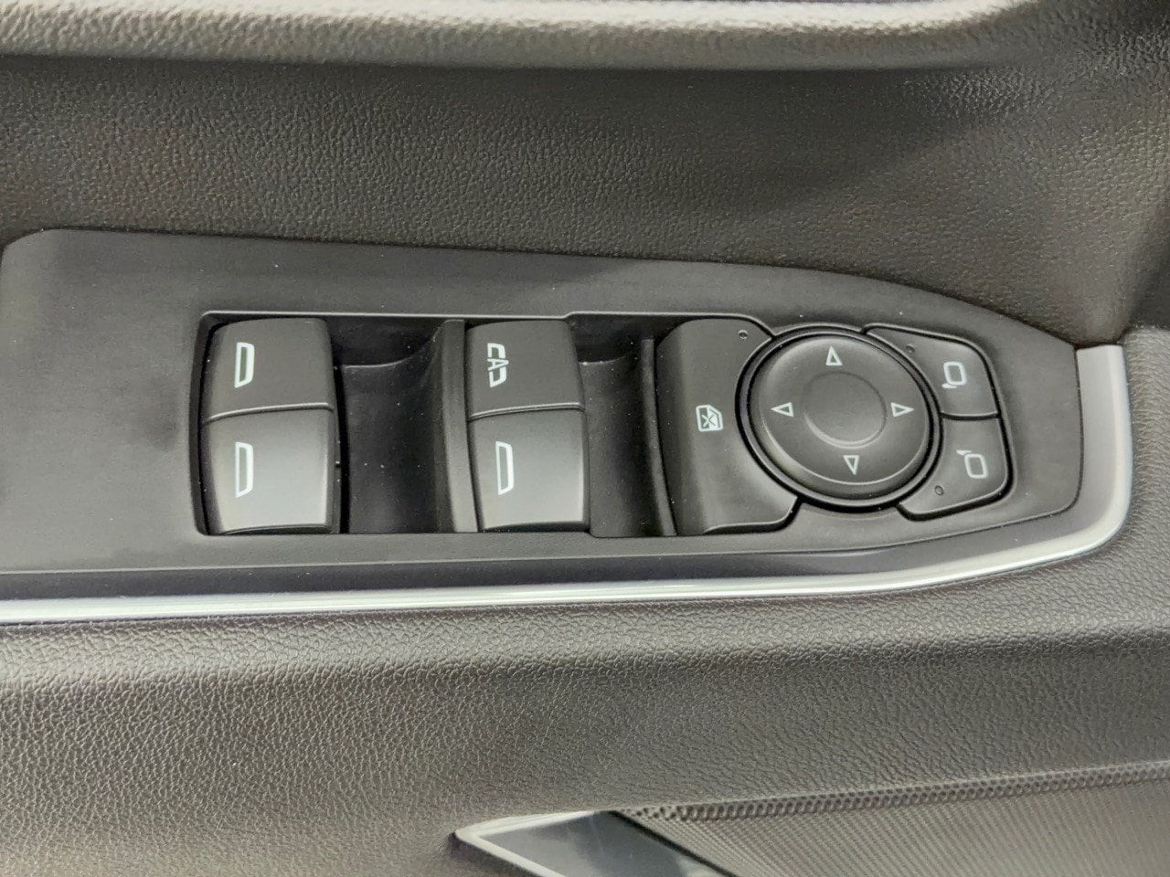 2025 Chevrolet Silverado 2500HD LT - Photo 15