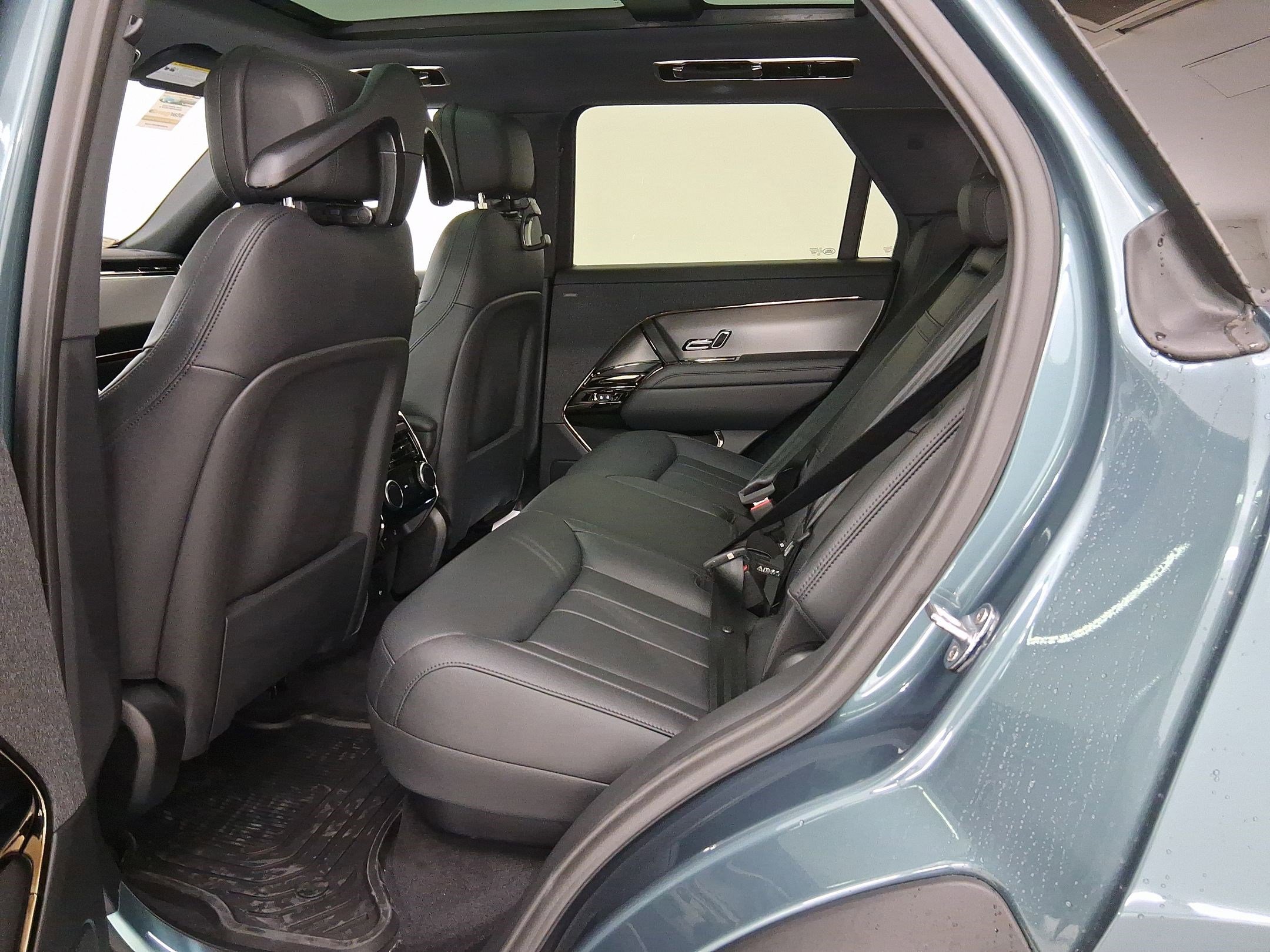 2025 Land Rover Range Rover Sport Dynamic SE - Photo 13