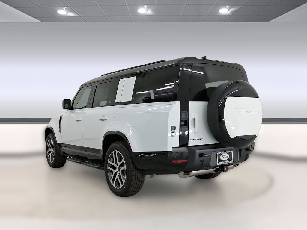 New 2026 Land Rover Defender 130 X-Dynamic SE SUV