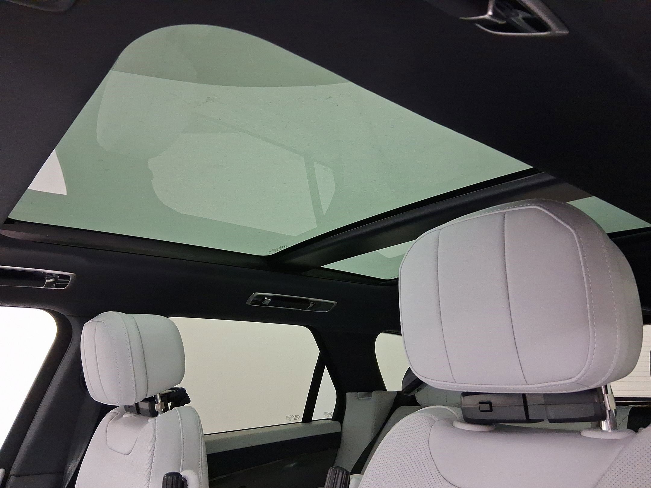 2026 Land Rover Range Rover Sport SE - Photo 14
