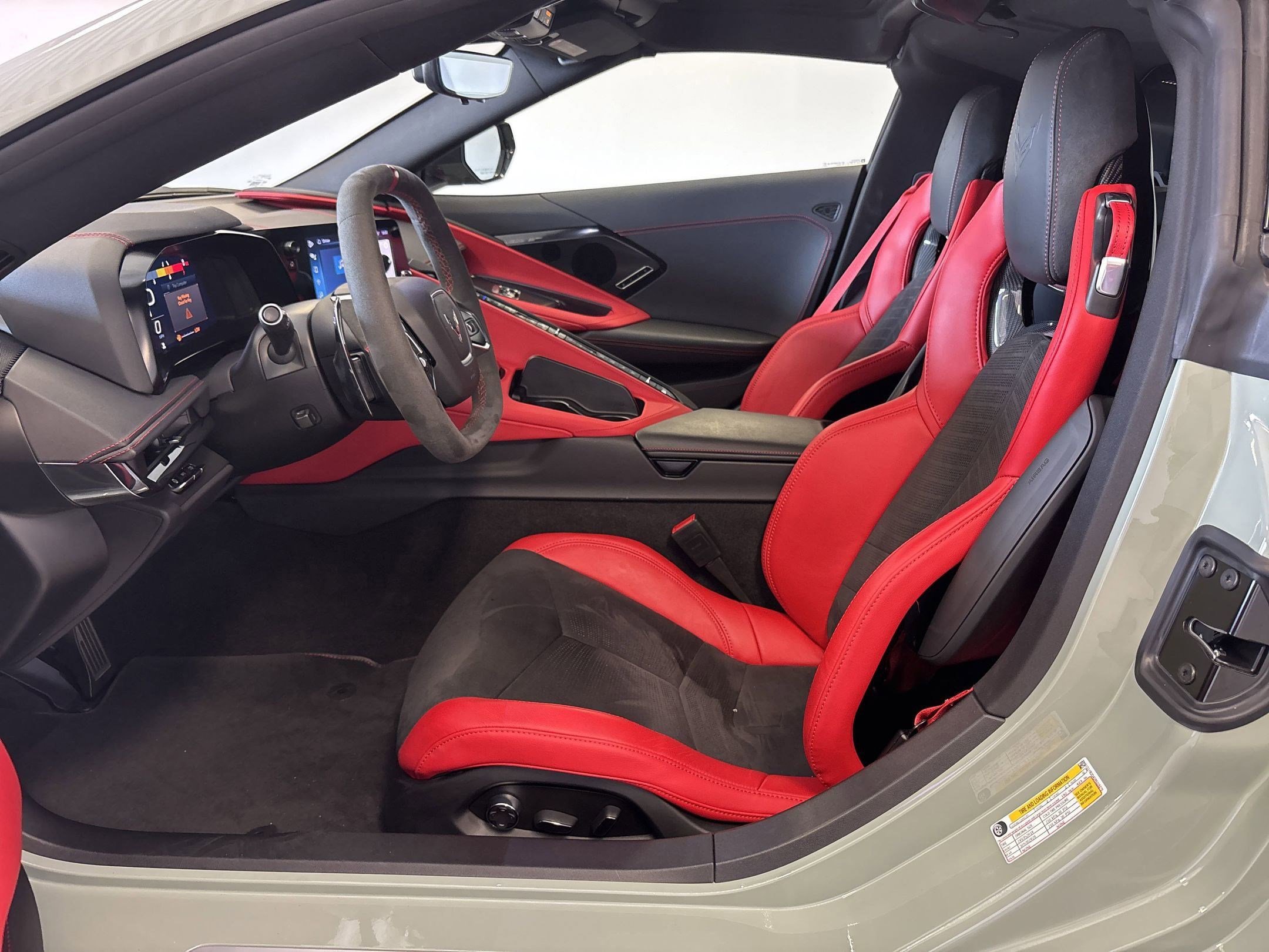 2024 Chevrolet Corvette Stingray 2LT Coupe photo 3