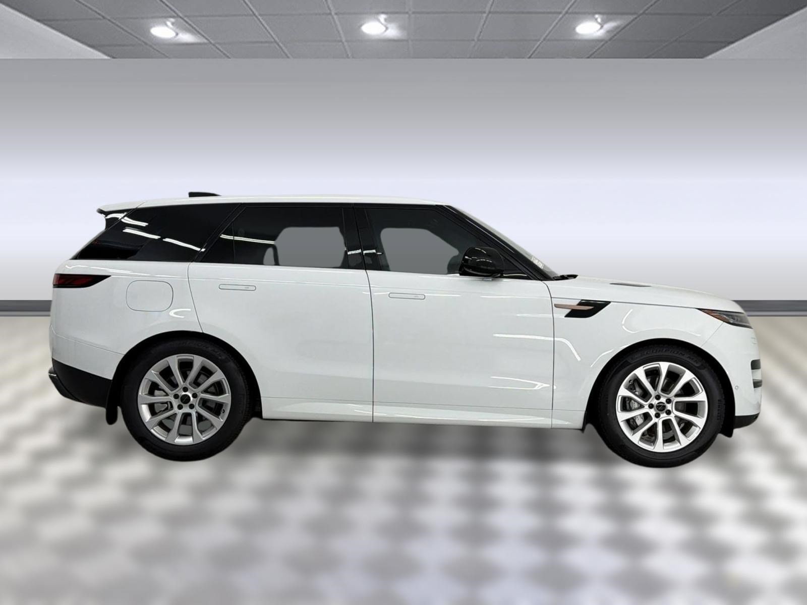 2026 Land Rover Range Rover Sport SE - Photo 8