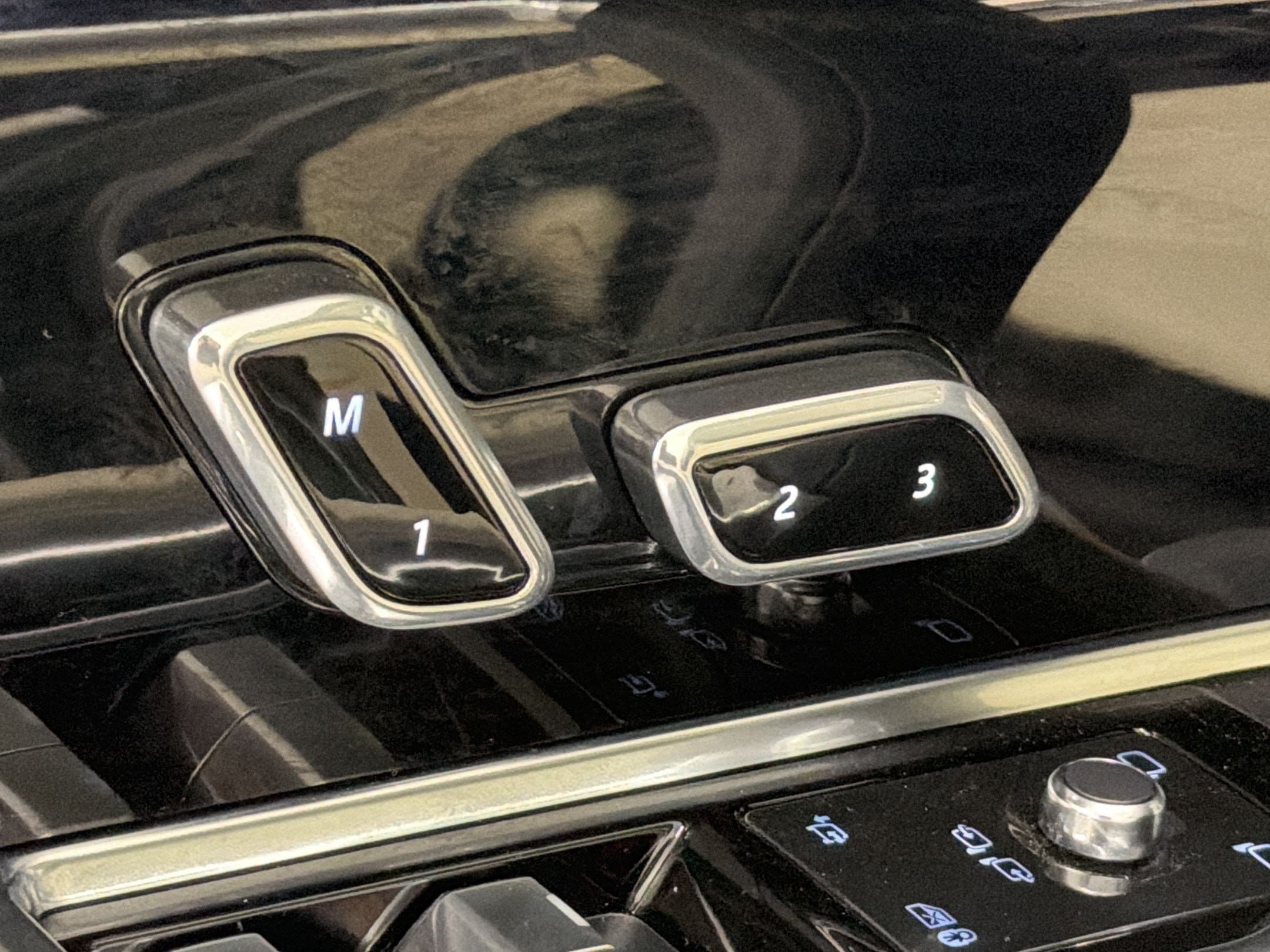 2023 Land Rover Range Rover SE - Photo 30