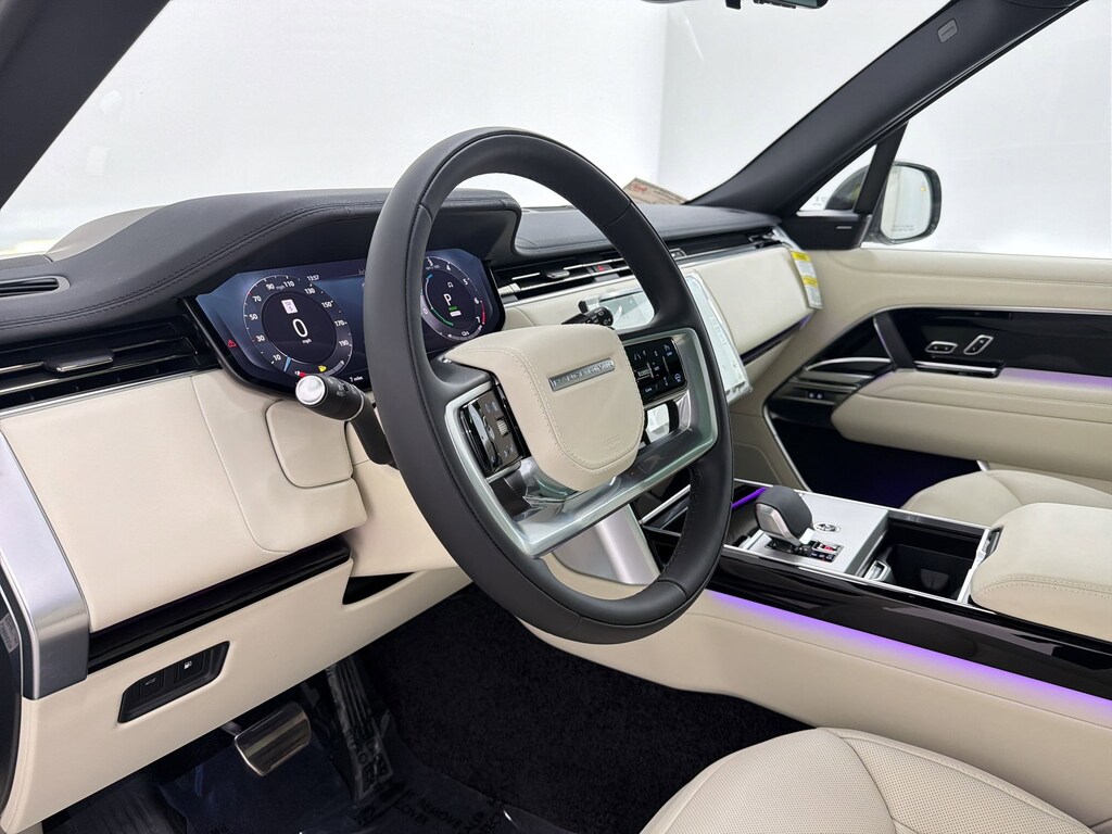 New 2026 Land Rover Range Rover P550e SE SUV
