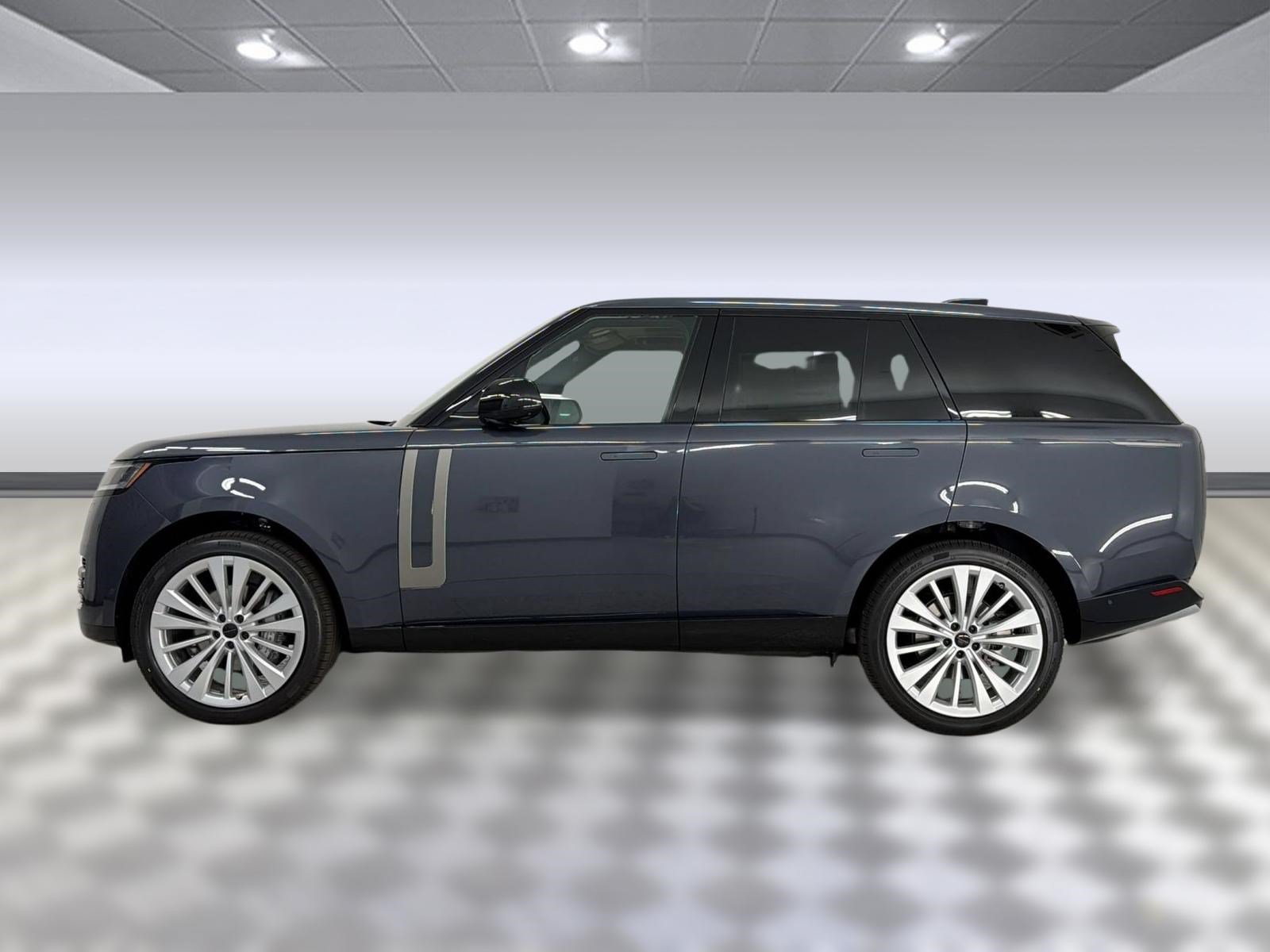 2026 Land Rover Range Rover SE SUV