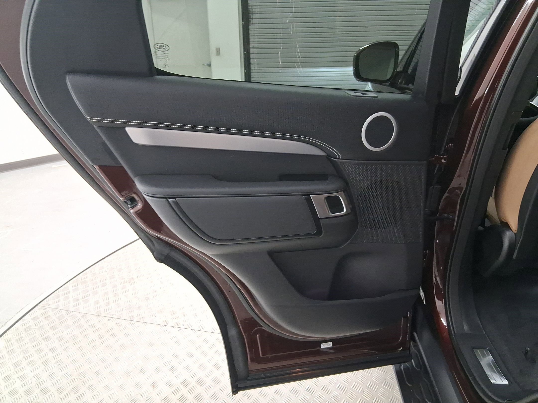2026 Land Rover Discovery Gemini Edition - Photo 28