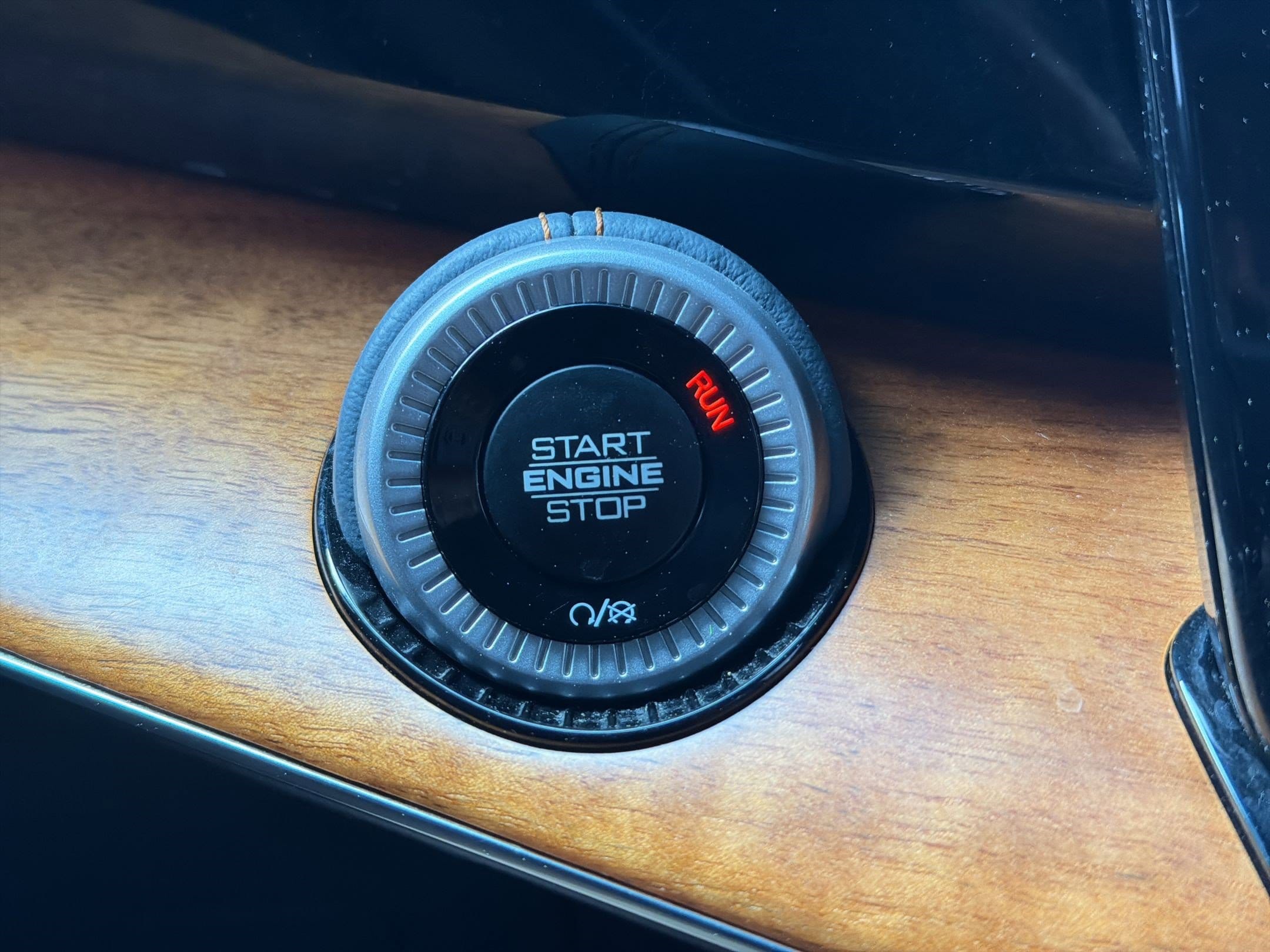 2022 Jeep Grand Wagoneer Series II - Photo 23