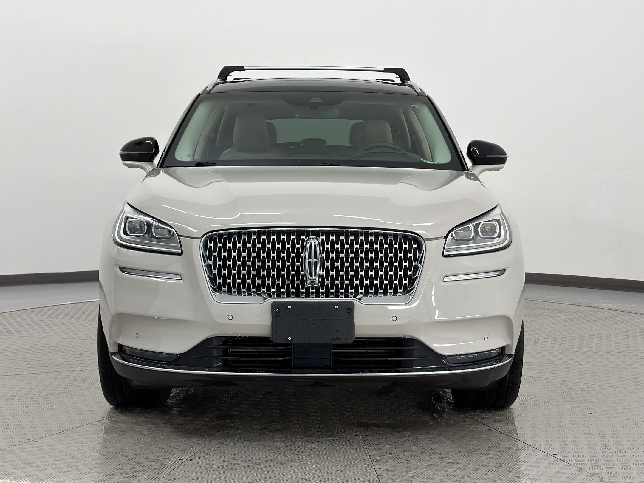 Corsair Reserve SUV