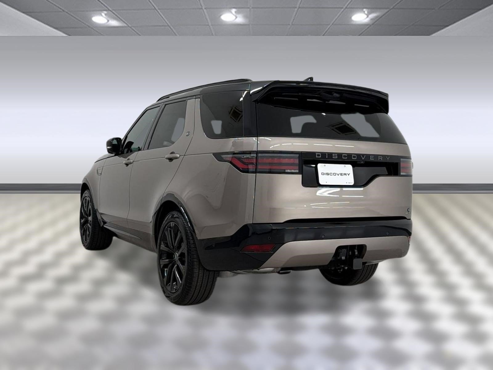 2026 Land Rover Discovery Dynamic SE SUV