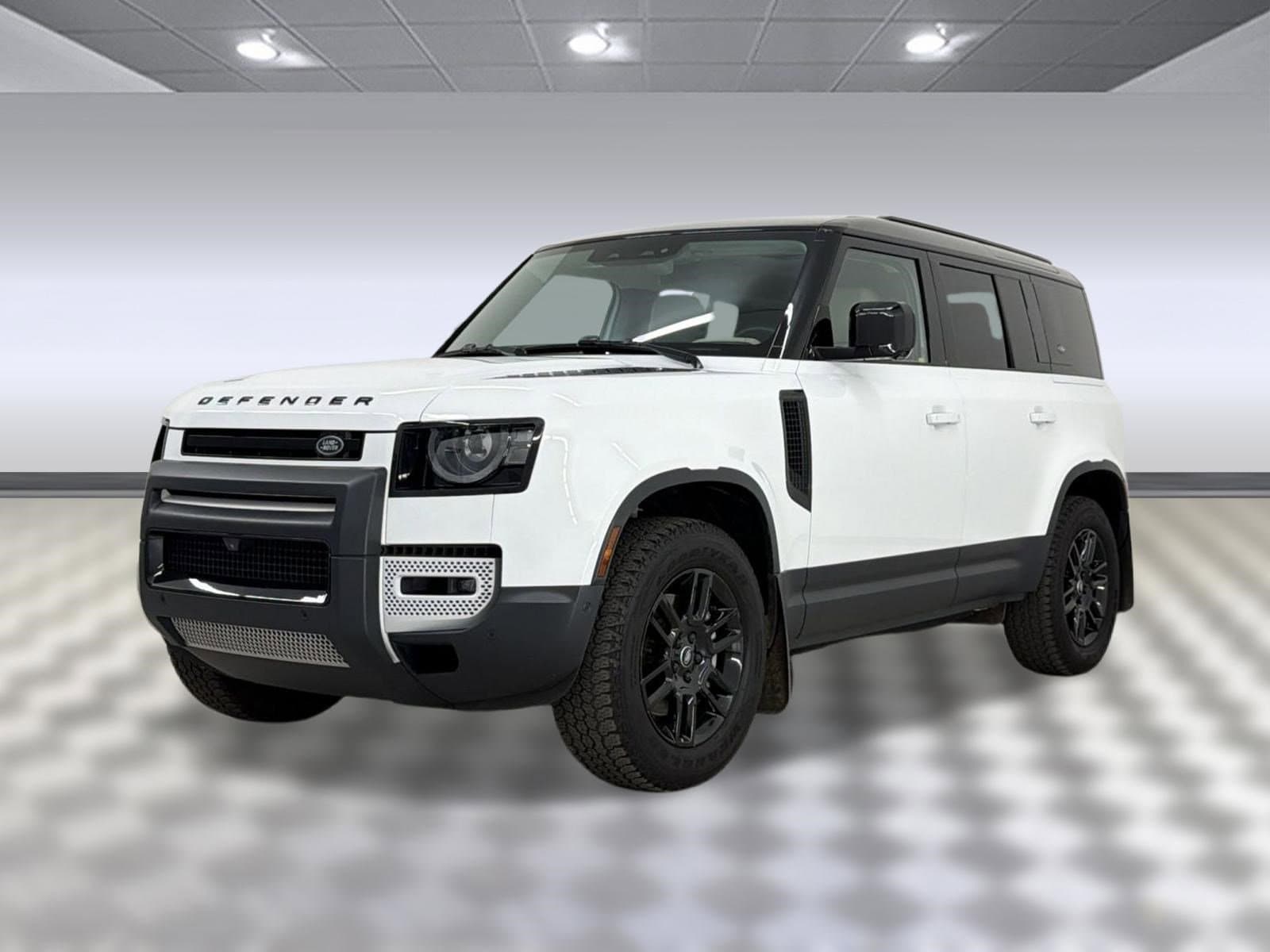 2024 Land Rover Defender 110 S P400's photo