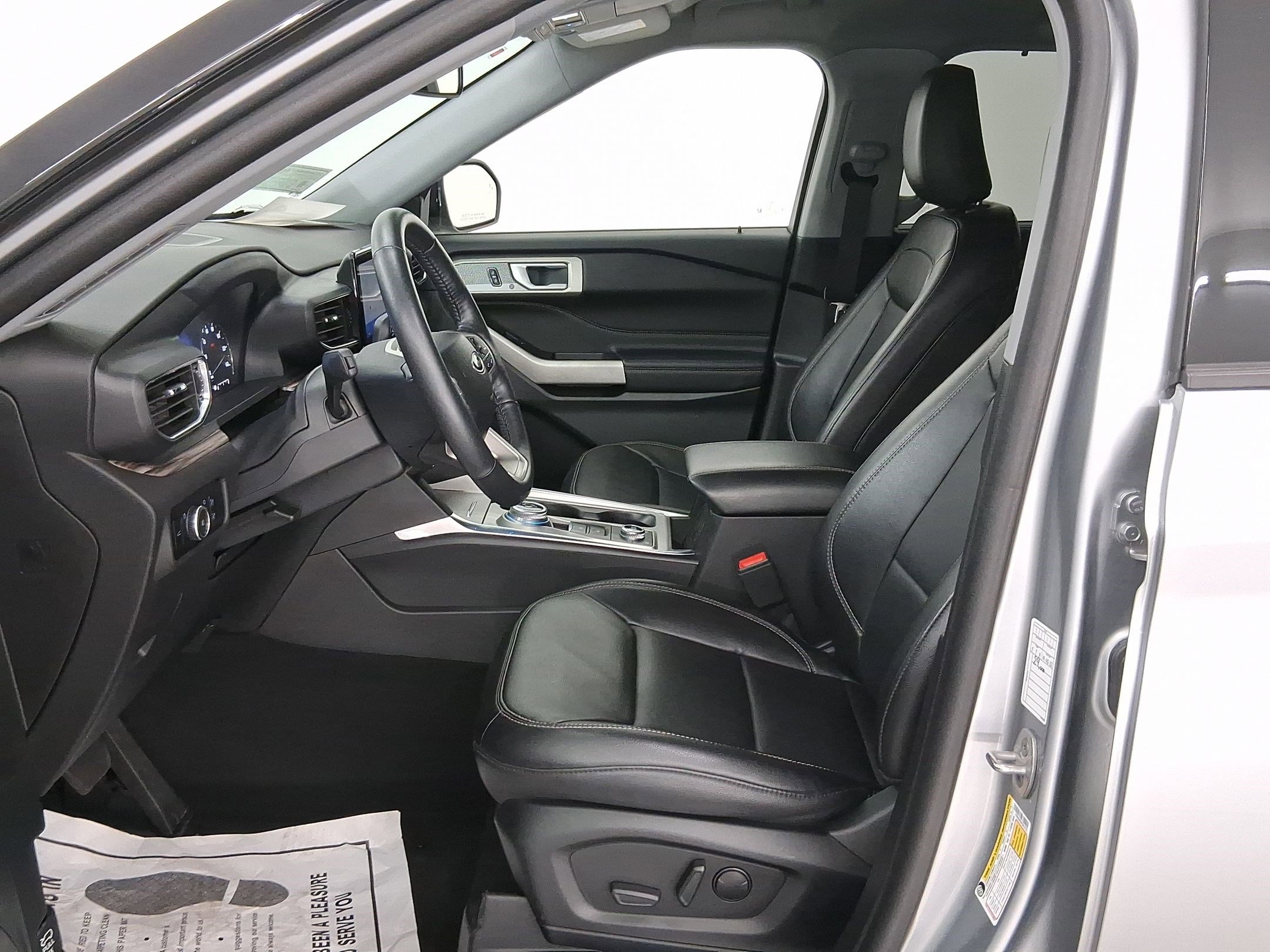 2023 Ford Explorer Limited photo 4