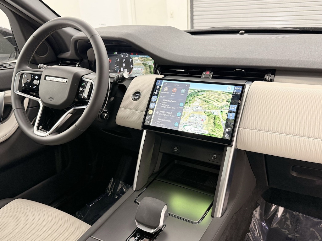 Used 2025 Land Rover Discovery Sport Dynamic SE SUV