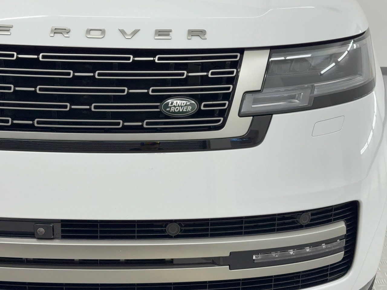 2023 Land Rover Range Rover SE - Photo 12