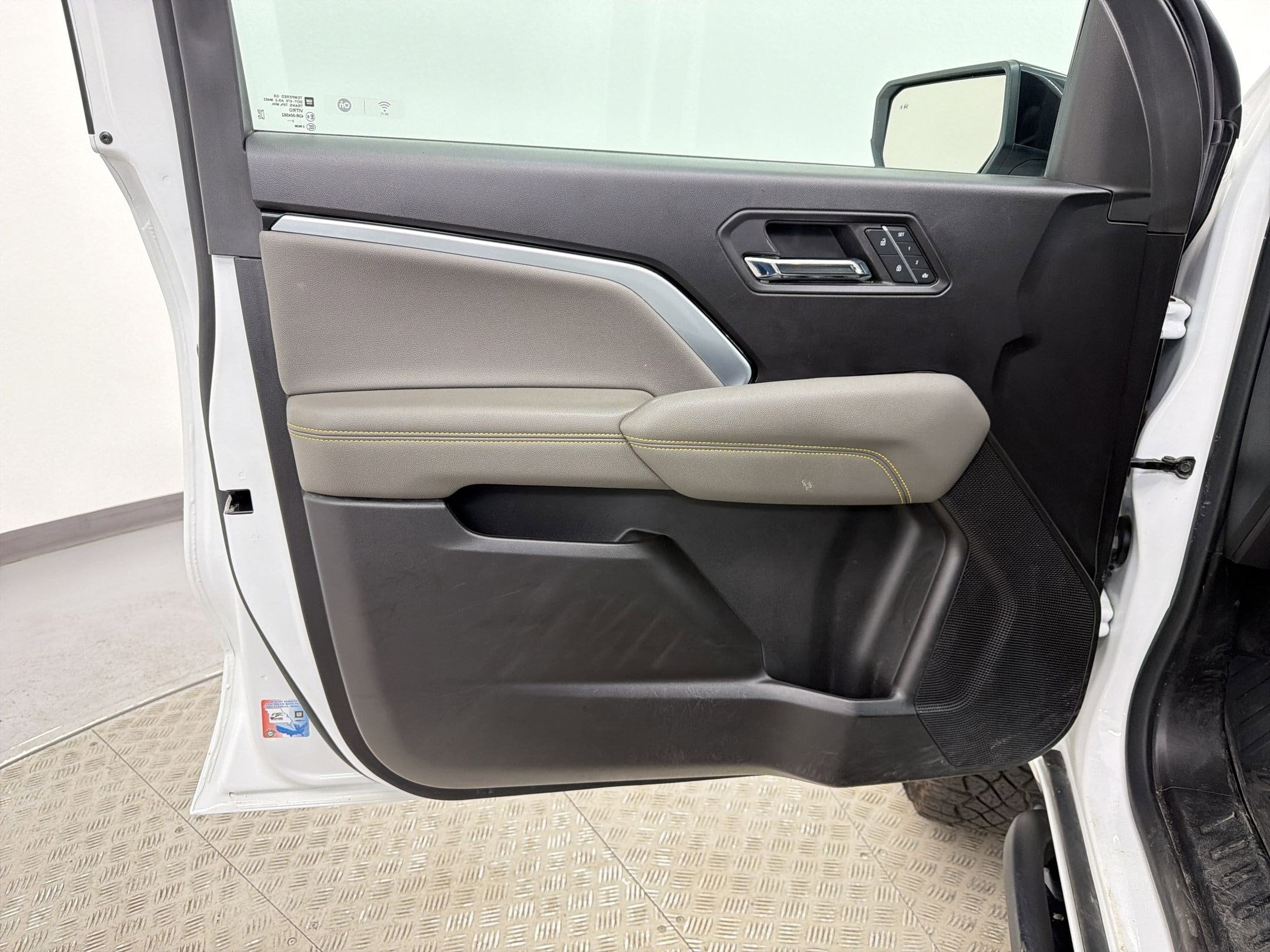 2023 Chevrolet Colorado ZR2 - Photo 19