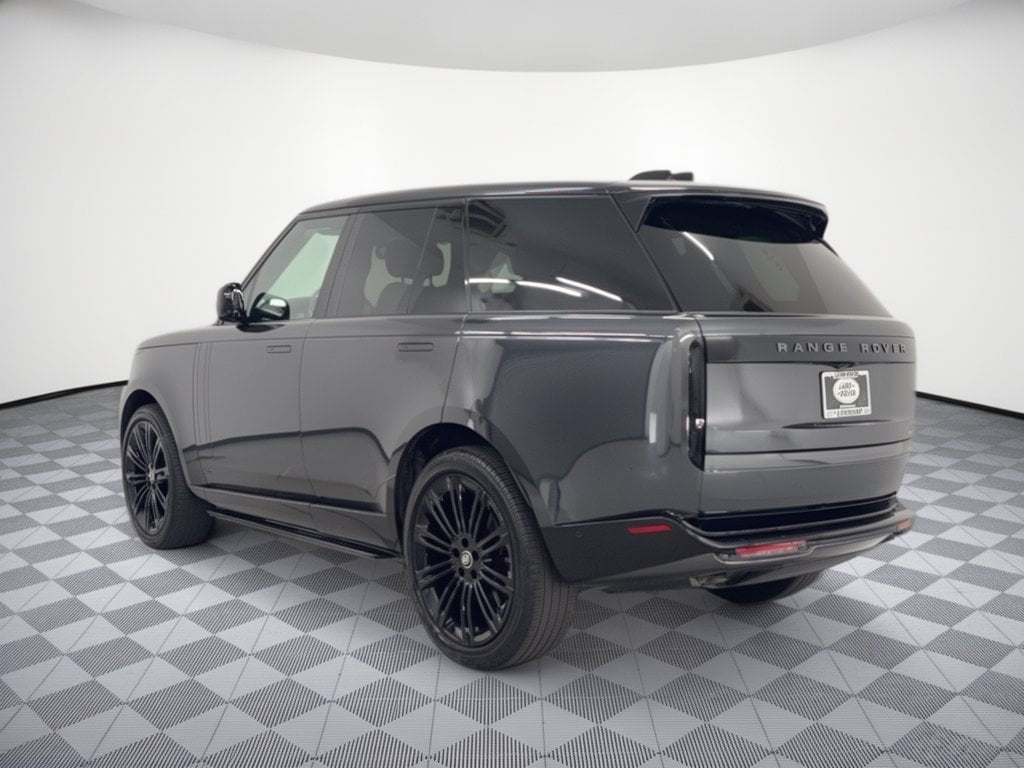 Certified 2025 Land Rover Range Rover P530 SE SUV