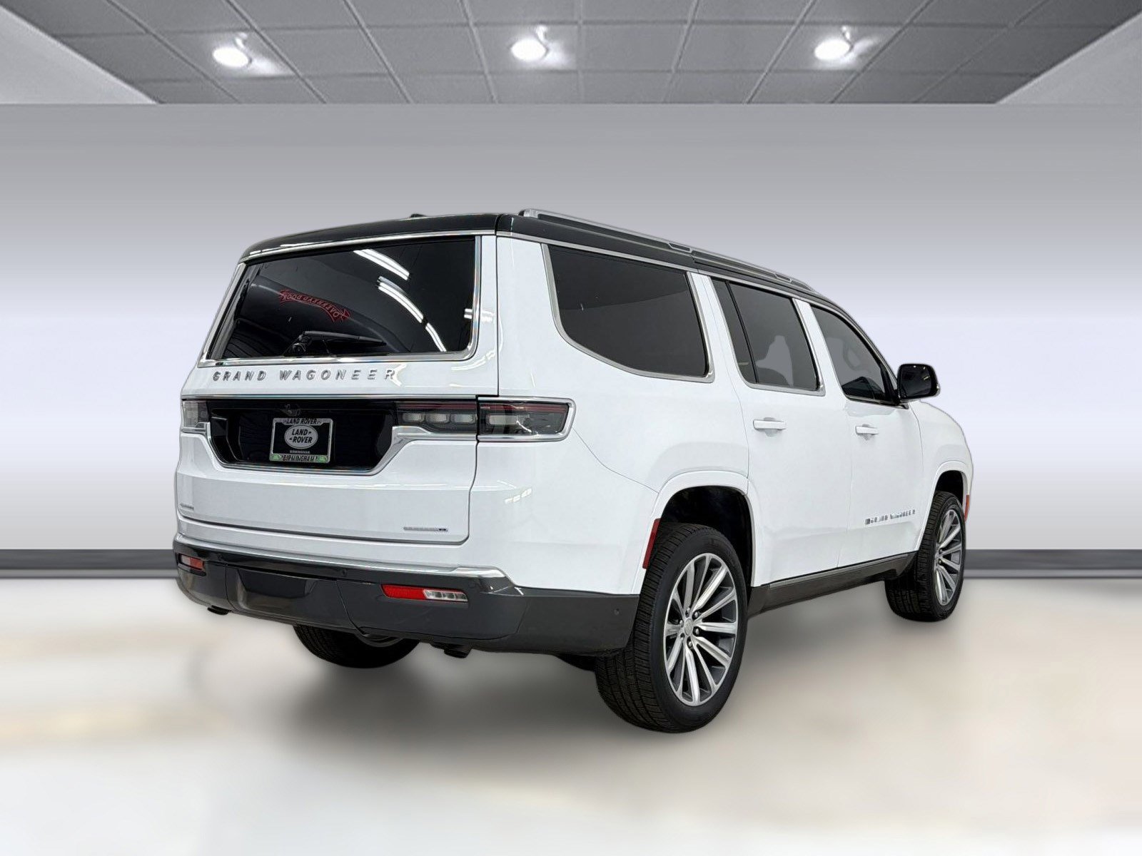 2022 Jeep Grand Wagoneer Series II - Photo 9