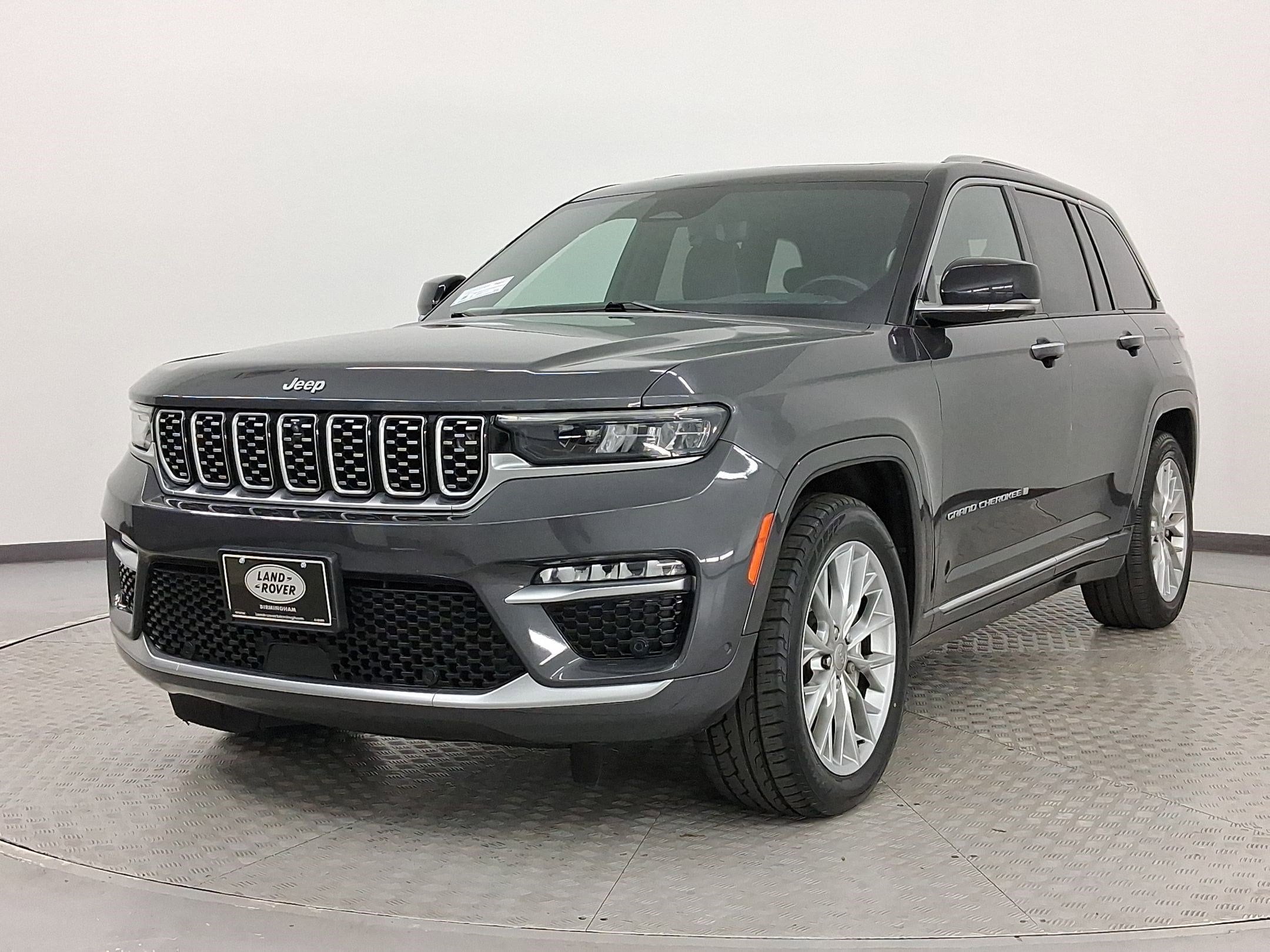 2022 Jeep Grand Cherokee Summit's photo