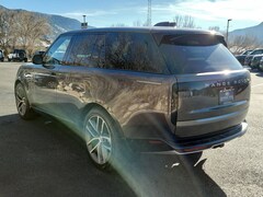 2025 Land Rover Range Rover P400 SE SUV