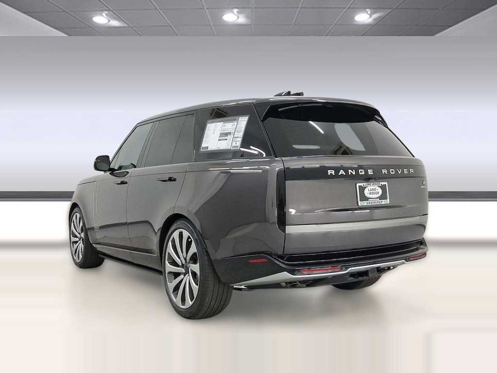New 2026 Land Rover Range Rover P530 SE SUV