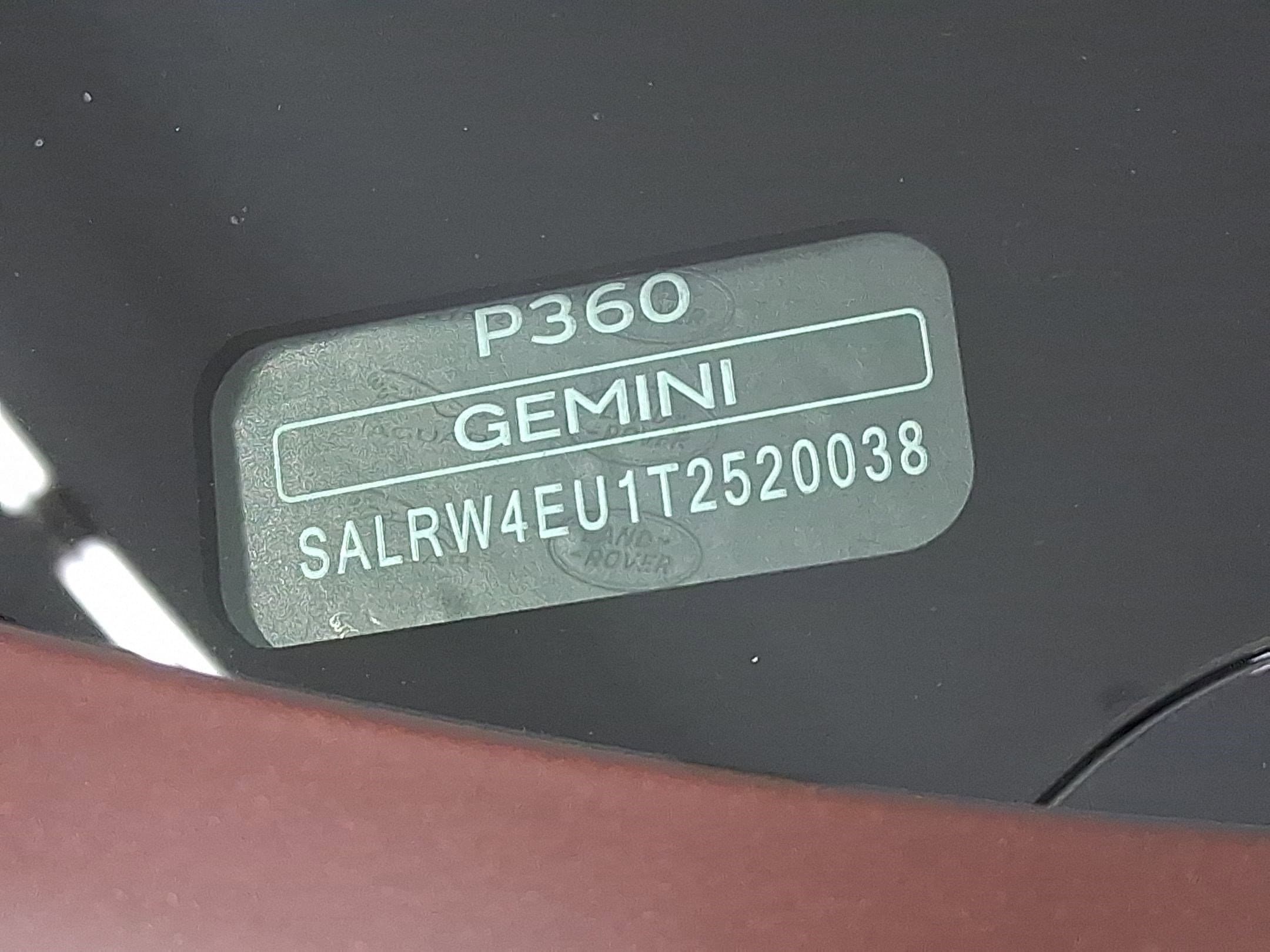 2026 Land Rover Discovery Gemini Edition - Photo 18