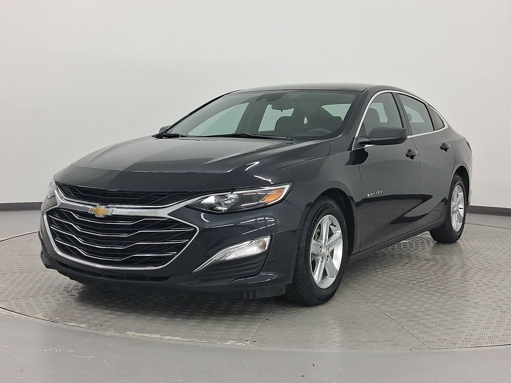 2023 Chevrolet Malibu 1FL's photo