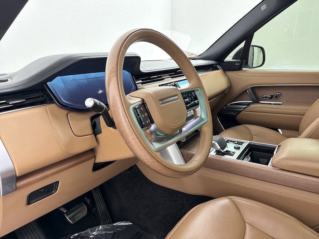 Certified 2023 Land Rover Range Rover P400 SE 7 Seat SUV