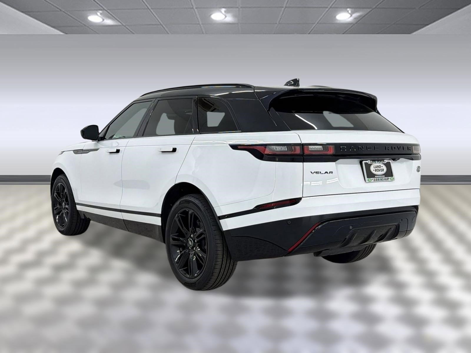 2022 Land Rover Range Rover Velar P250 R-Dynamic S photo 2