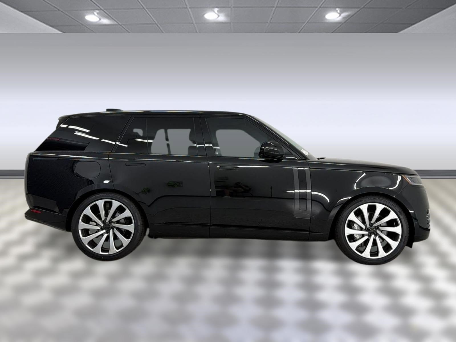 2026 Land Rover Range Rover SE - Photo 7