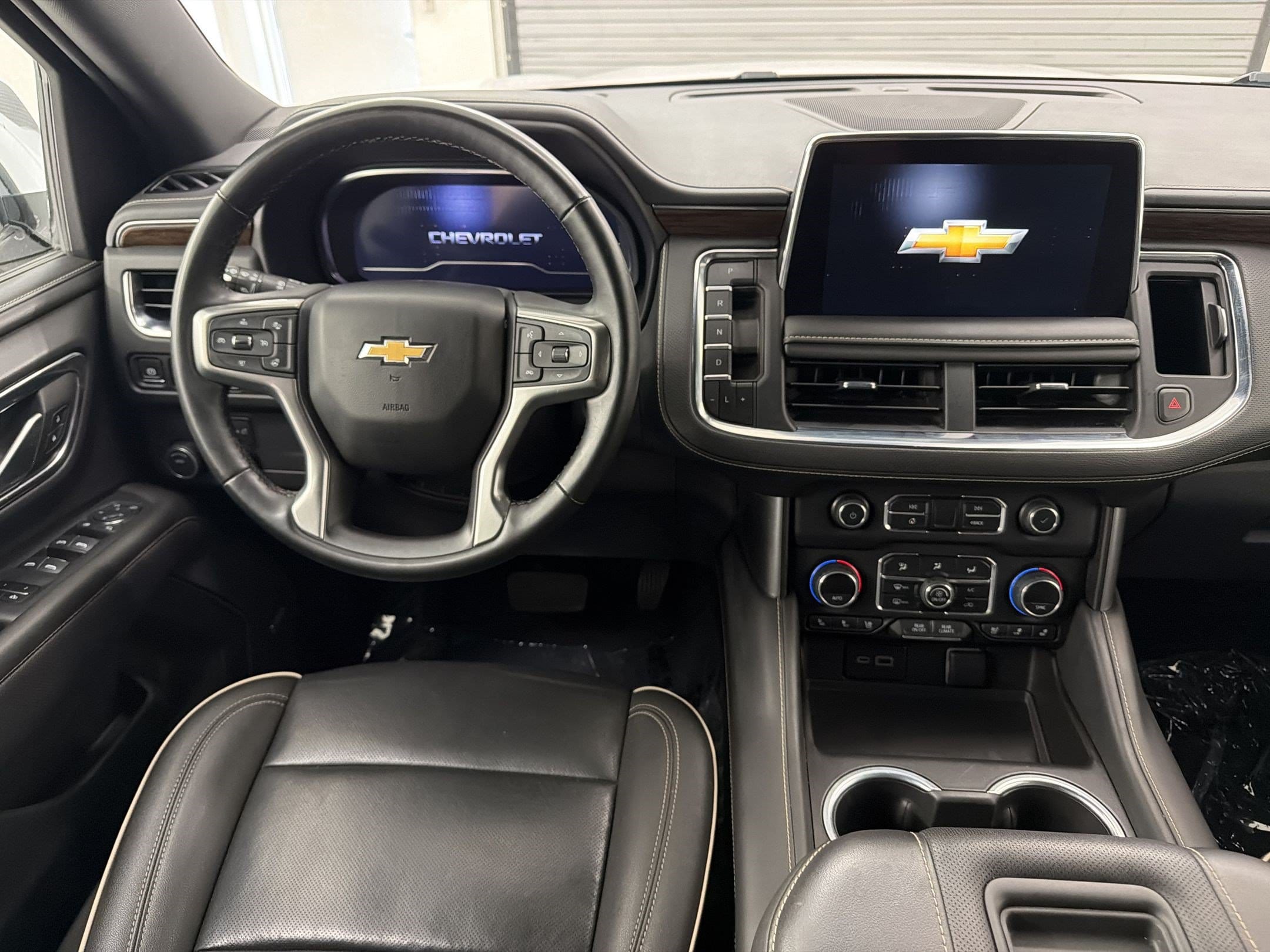 2024 Chevrolet Suburban Premier - Photo 27