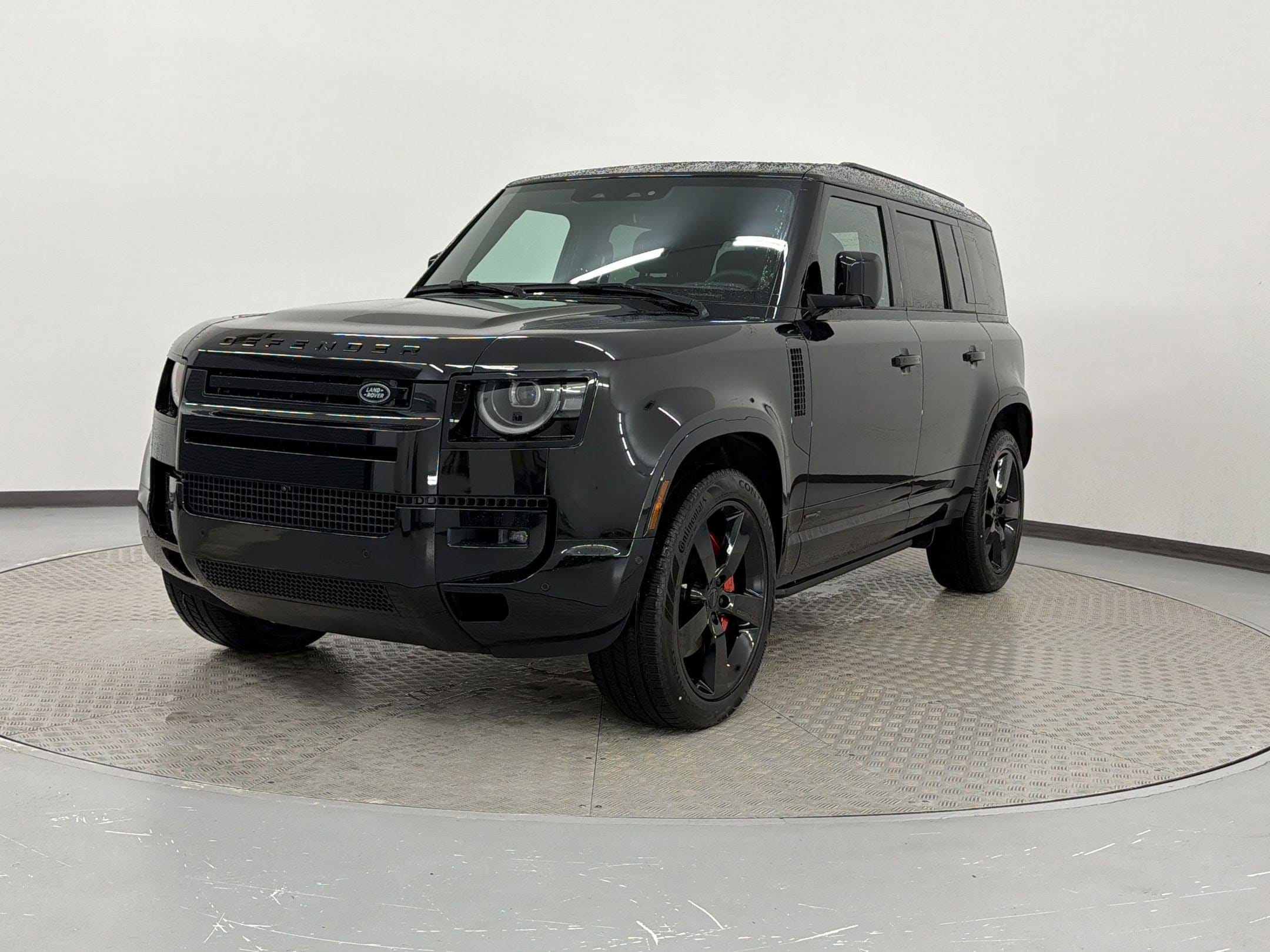 2026 Land Rover Defender 110 X P400's photo